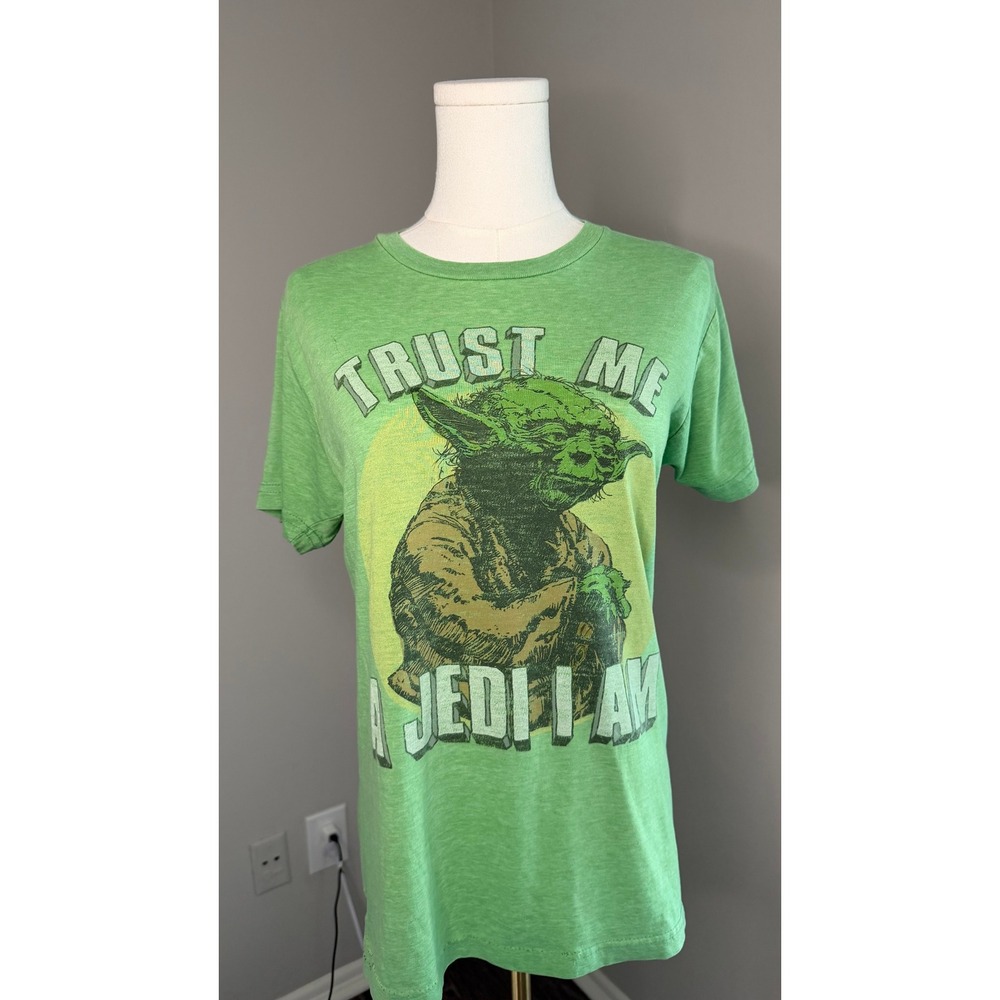 Star Wars Yoda Women's Trust Me A Jedi I Am Graphic Tee Green Heather Small
